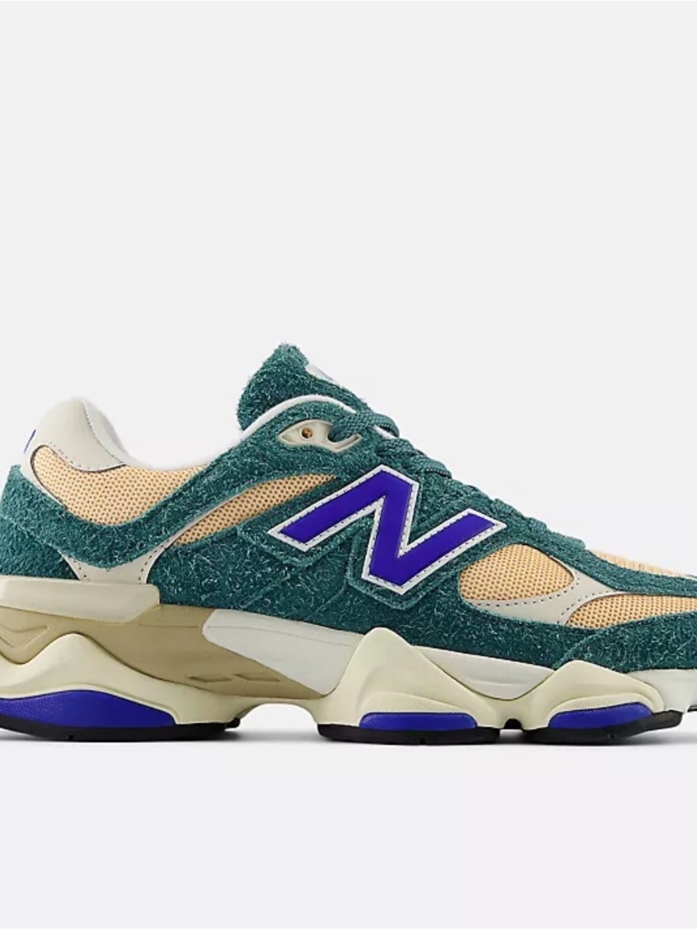 New Balance 9060 Retro Runner - Picture 2 of 4